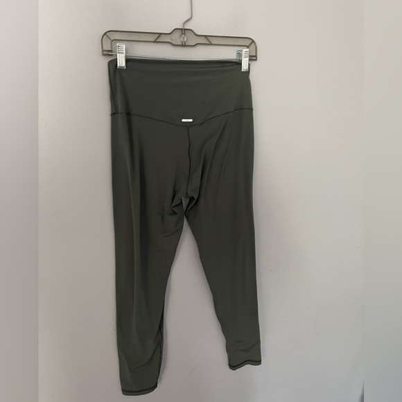 American Eagle Outfitters Pants - American Eagle olive leggings size L
